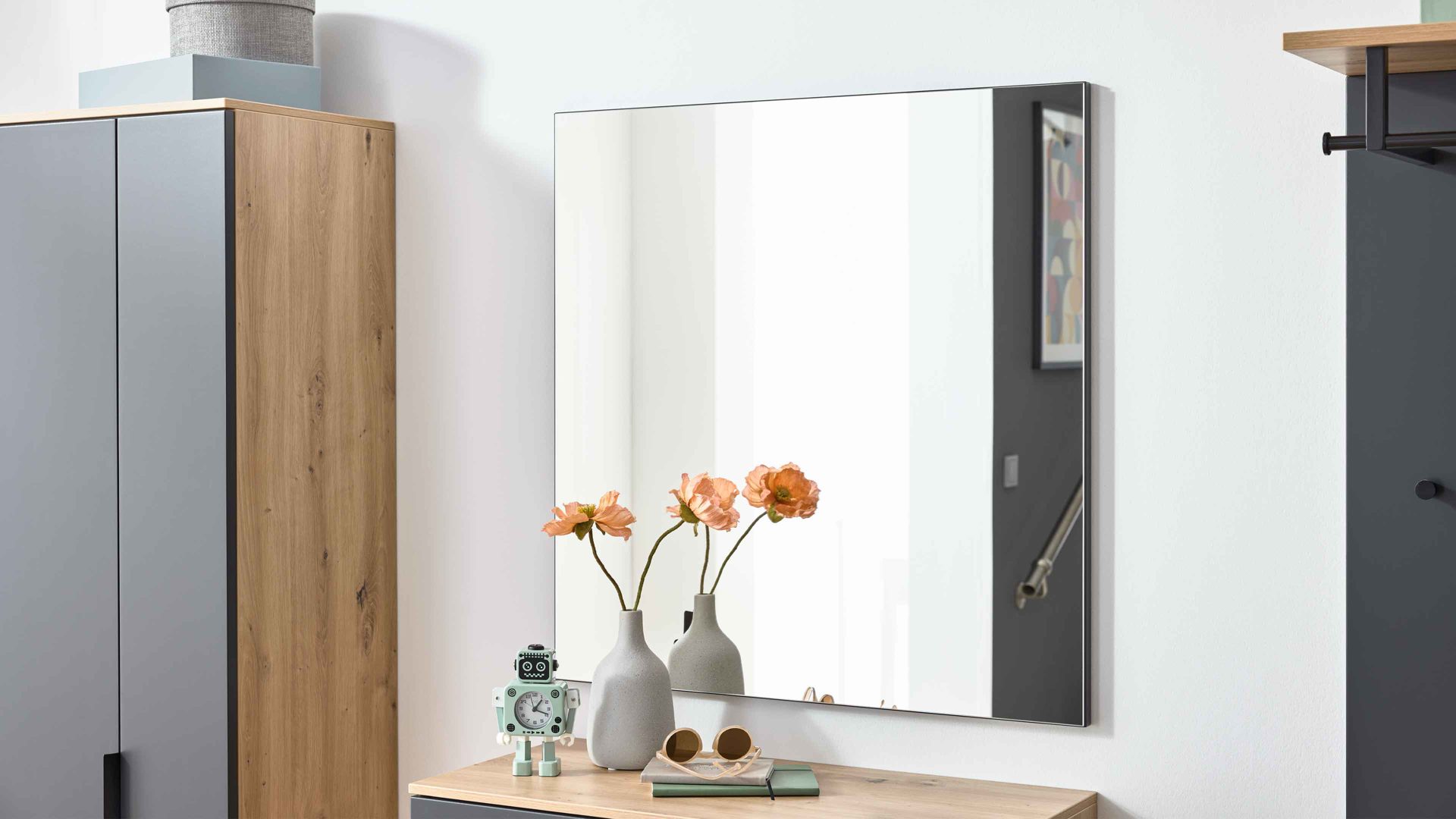 Wandspiegel Interliving aus Spiegel in Transparent Interliving Garderobe Serie 6012 - Spiegel anthrazitfarbener Mattlack - ca. 80 x 82 cm
