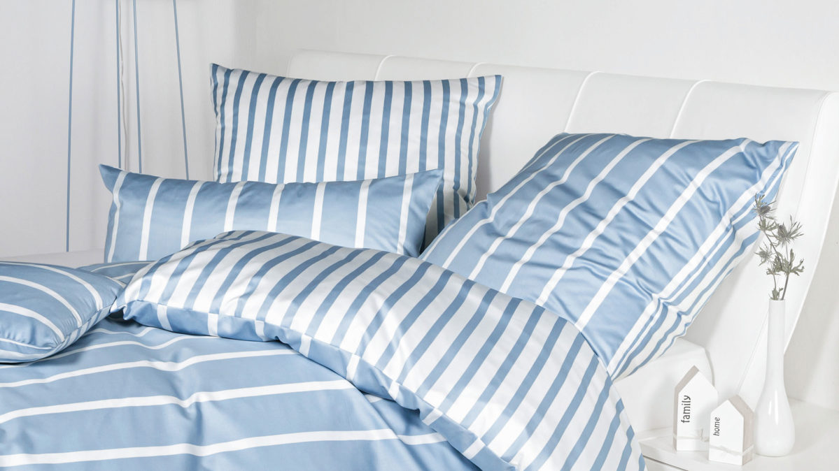 Bettwäsche-Set Janine® aus Naturfaser in Mittelblau Janine® Bettwäsche-Set Perlblau - ca. 135 x 200 cm