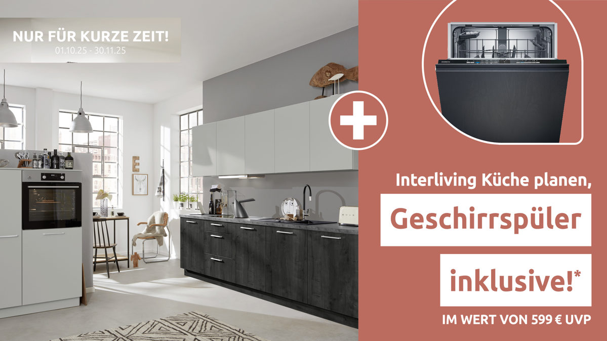Einbauküche Interliving aus Holz in Hellgrau Interliving Küche Serie 3049 mit AEG Einbaugeräten Platingrau & Eiche Nero – zweizeilig
