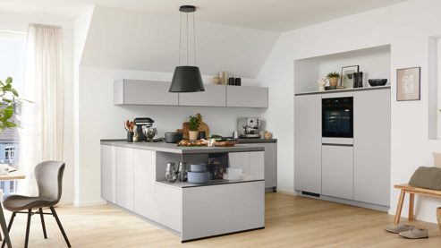 Einbauküche culineo® aus Holz in Hellgrau Culineo® Einbauküche C615 mit Einbaugeräten Seiden- & Schiefergrau - Stellfläche ca. 240 x 270 cm