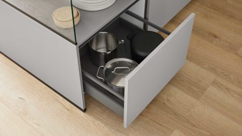 Einbauküche culineo® aus Holz in Hellgrau Culineo® Einbauküche C615 mit Einbaugeräten Seiden- & Schiefergrau - Stellfläche ca. 240 x 270 cm