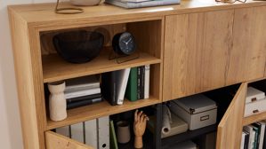 Einbauküche Interliving aus Holz in Dunkelgrau Interliving Küche Serie 3093 mit separater Homeoffice-Lösung Graphit & Eiche Venture - dreizeilig