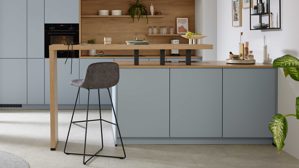 Einbauküche culineo® aus Holz in Hellblau Culineo® Einbauküche C357 mit SIEMENS Einbaugeräten Sky & Eiche Honig - zweizeilig