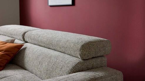 Ecksofa Interliving aus Stoff in Grau Interliving Sofa Serie 4420 - Ecksofa mit Holzfüßen grausilberner Bezug LRS 19 – Stellfläche ca. 178 x 256 cm