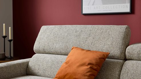 Ecksofa Interliving aus Stoff in Grau Interliving Sofa Serie 4420 - Ecksofa mit Holzfüßen grausilberner Bezug LRS 19 – Stellfläche ca. 178 x 256 cm