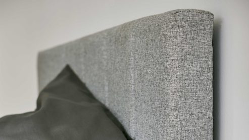 Bettgestell Interliving aus Holz in Hellgrau Interliving Jugendzimmer Serie 1702 - Bettgestell Sandgrau - Liegefläche ca. 120 x 200 cm