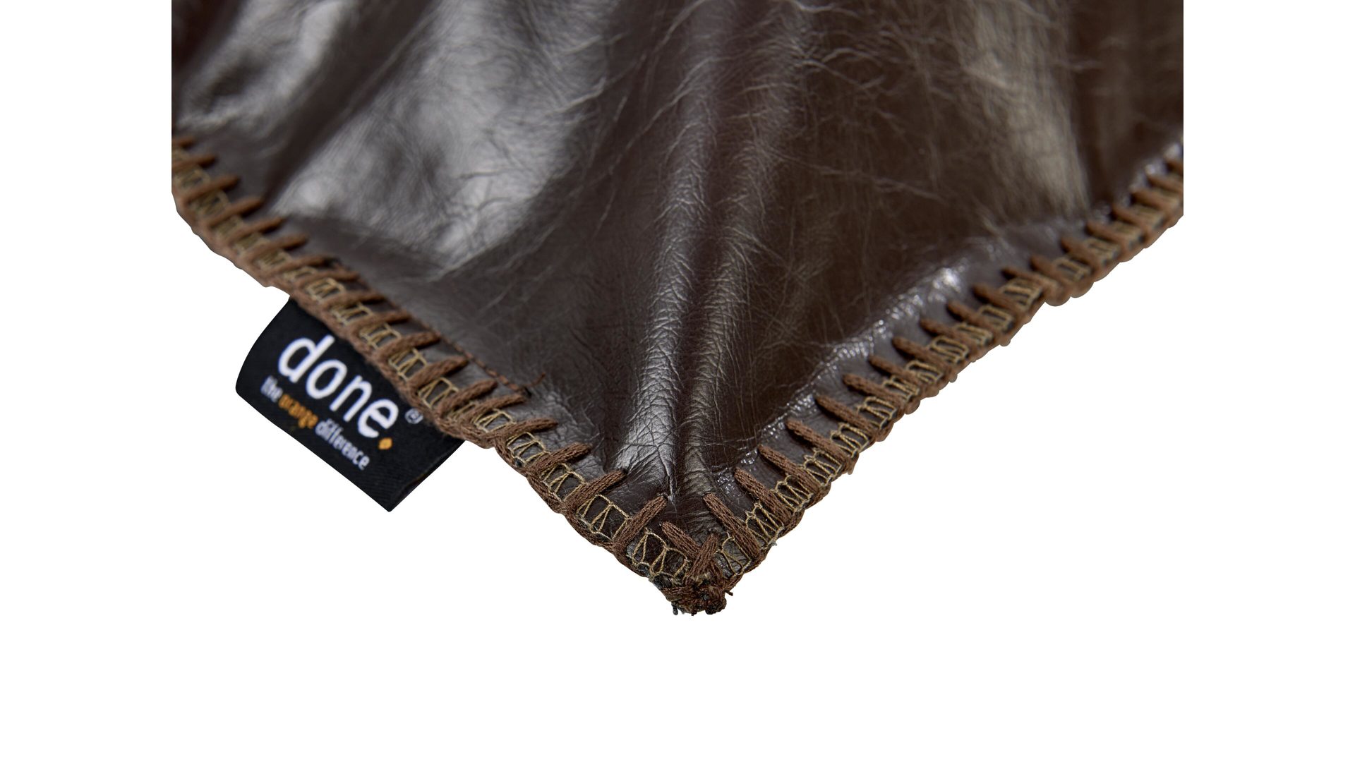 Kissenbezug /-hülle Done.® aus Stoff in Dunkelbraun done.® Kissenhülle Cushion Evil dunkelbraunes Kunstleder – ca. 65 x 65 cm