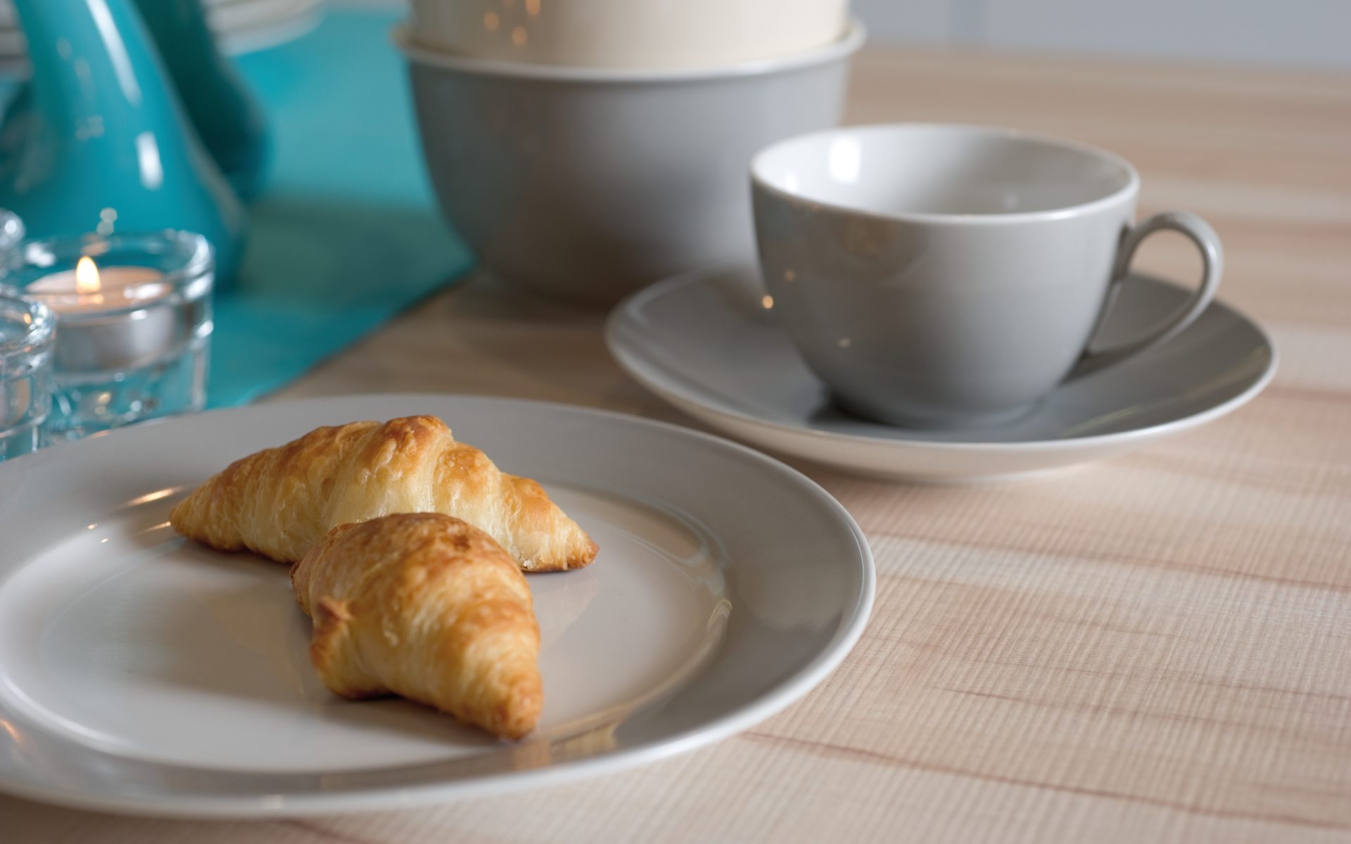 Kaffeeservice Ritzenhoff & breker aus Porzellan in Grau Ritzenhoff & Breker Kaffeeservice Doppio weißes Porzellan mit grauem Rand - zwölfteilig, Kaffeegeschirr