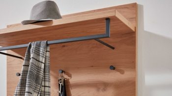 Wandgarderobe Interliving aus Holz in Holzfarben Interliving Garderoben Serie 6005 – Wandgarderobe 822 Balkeneiche – ca. 42 x 183 cm