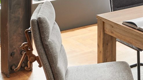 Vierfußstuhl PARTNERRING COLLECTION aus Stoff in Hellgrau PARTNERRING COLLECTION Schwingstuhl Miranda platingrauer Webstoff Fantasy & schwarzes Eisen