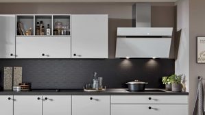 Einbauküche Nobilia® aus Holz in Hellgrau nobilia® Einbauküche Softline mit Elektrogeräten, z. B. Kühlschrank Seidengrau - Länge ca. 390 cm