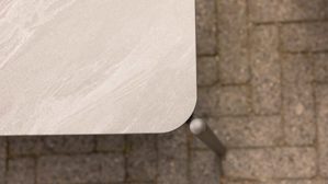 Lounge-Gruppe Interliving aus Kunstfaser in Grau Interliving Gartenmöbel Serie 7013 - Loungemöbel-Set mit Couchtisch grauer Olefin-Teddybezug, Rope, Aluminium & Sinterstein - vierteilig