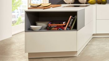 Systemküche WERT KÜCHE® aus Holz in Hellgrau WERT KÜCHE® Nova mit privileg Einbaugeräten Weiß & Achatgrau - Stellfläche 206 x 400 cm