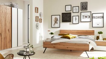 Bettgestell Interliving aus Holz in Weiß Interliving Schlafzimmer Serie 1025 – Bettgestell 531351 Liegefläche ca. 200 x 200 cm - Weiß & Balkeneiche gehackt