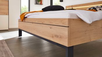 Komplettzimmer Interliving aus Holz in Beige Interliving Schlafzimmer Serie 1024 – Komplettzimmer 938 Design 27, vierteilig - Sand & Balkeneiche