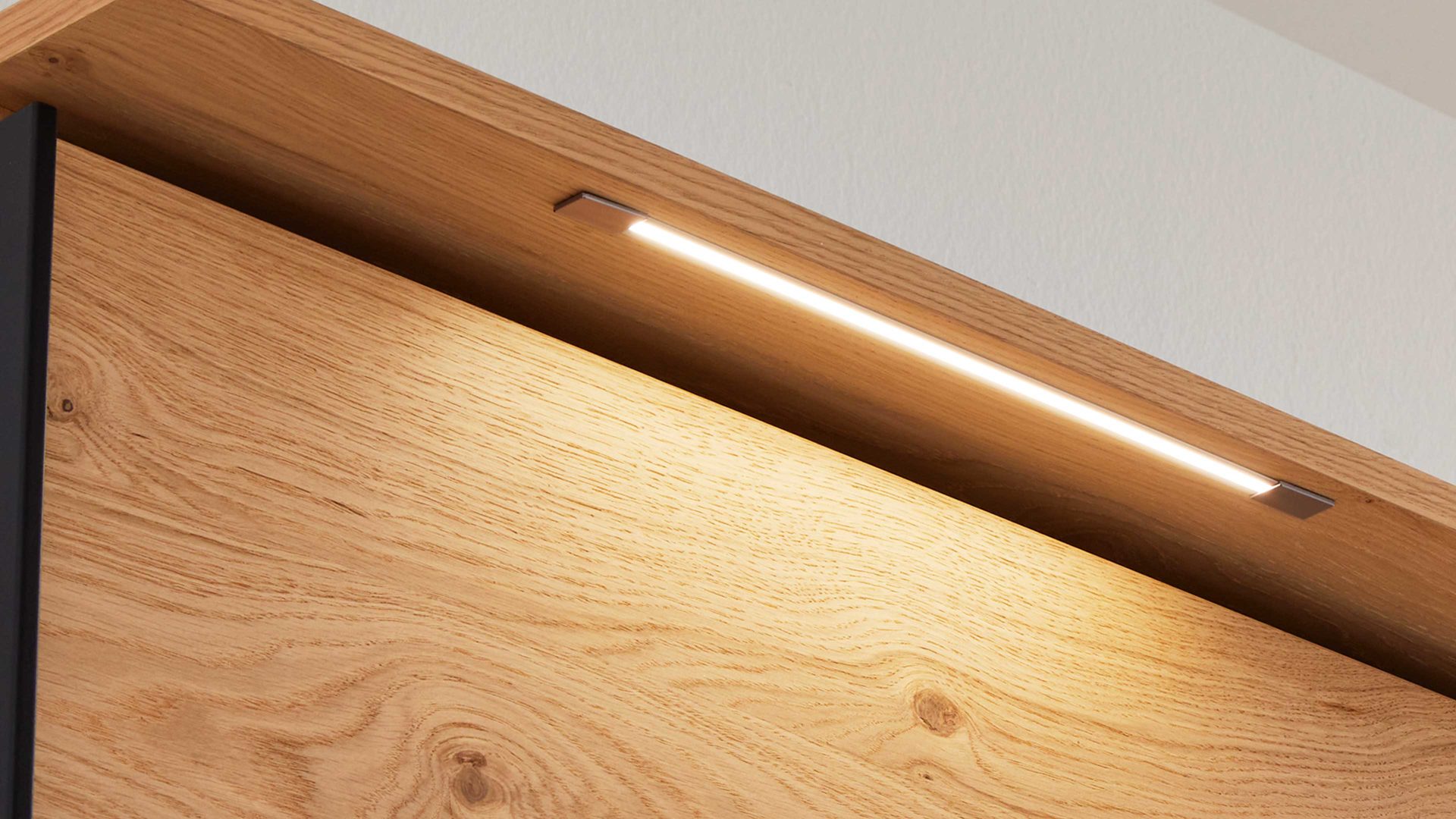 Möbelbeleuchtung Interliving aus Kunststoff in Weiß Interliving Schlafzimmer Serie 1024 – Stab-Beleuchtung 90354 vierteilig