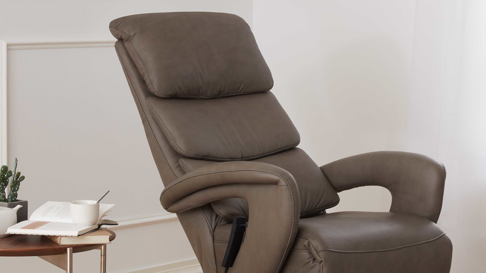 Relaxsessel comfortmaster besser sitzen, liegen, leben aus Leder in Dunkelgrau Comfortmaster CM-HU1060 – Relaxsessel B graues Leder Torro & Drehteller V6