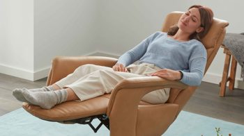 Relaxsessel modulmaster aus Leder in Hellbraun Modulmaster MM-PN1062  - Relaxsessel 1DRF honigfarbenes Leder Torro & schwarzer Alu-Sternfuß V1S