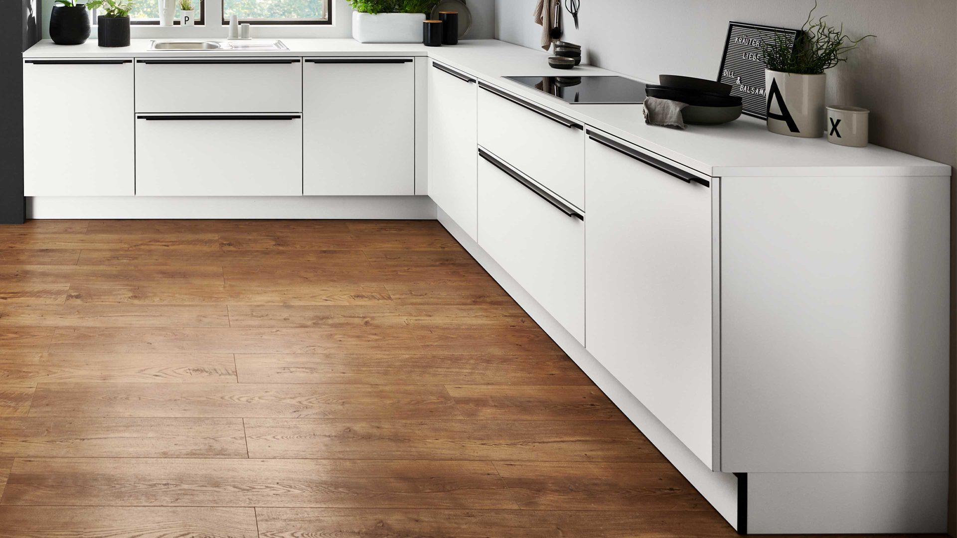 Einbauküche Nolte® küchen aus Holz in Weiß nolte® Einbauküche Soft Lack mit SIEMENS Einbaugeräten Weiß & Graphit - zweizeilig