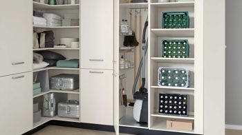 Einbauküche WERT KÜCHE® aus Holz in Weiß WERT KÜCHE® Nova - Hauswirtschaftsraumlösung Muschelweiß - Stellfäche ca. 195 x 258 cm