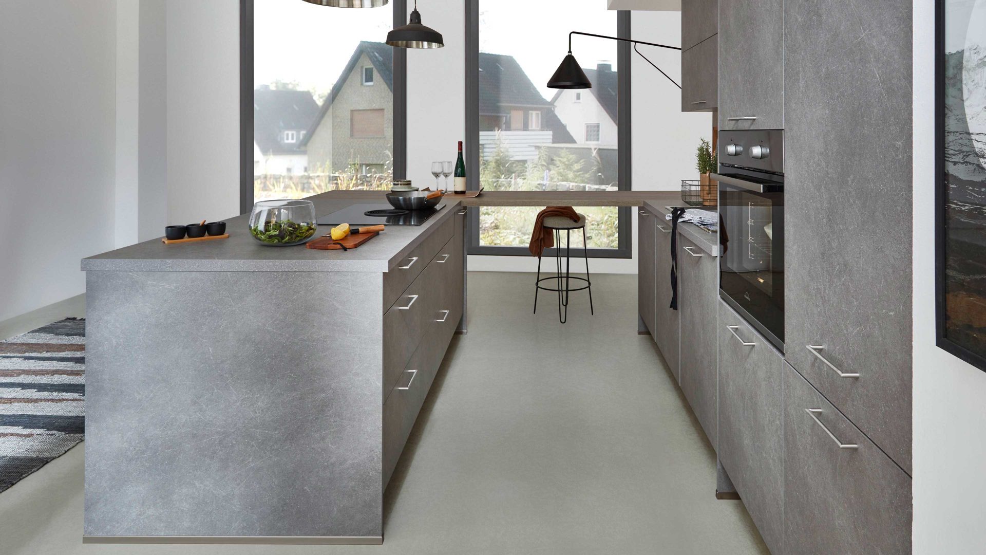 Einbauküche Nobilia® aus Holz in Grau nobilia® Einbauküche Stone Art mit Einbaugeräten Basalt Taupegrau & Eiche Bergamo – zweizeilig