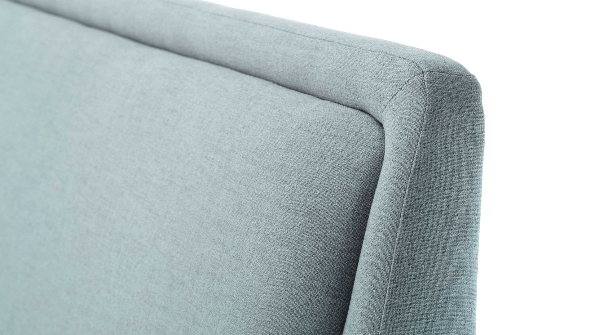 Bettgestell Meise.möbel aus Stoff in Blau Polsterbettgestell Frieda eisblauer Bezug Sawana 72 & eichefarbene Holzfüße - Liegefläche ca. 160 x 200 cm