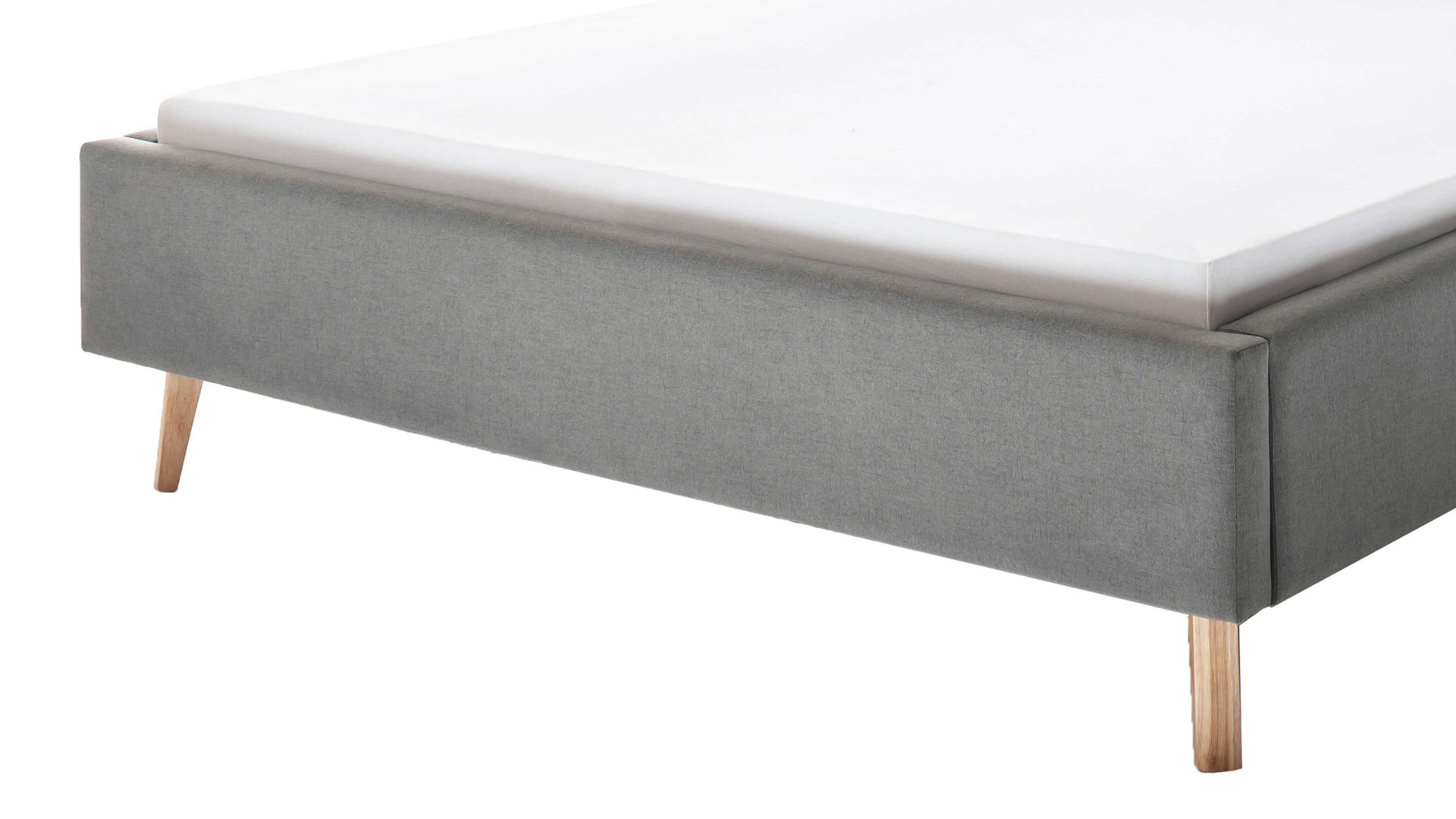 Bettgestell Meise.möbel aus Stoff in Hellgrau Polsterbettgestell Frieda hellgrauer Bezug Sawana 21 & eichefarbene Holzfüße - Liegefläche ca. 140 x 200 cm