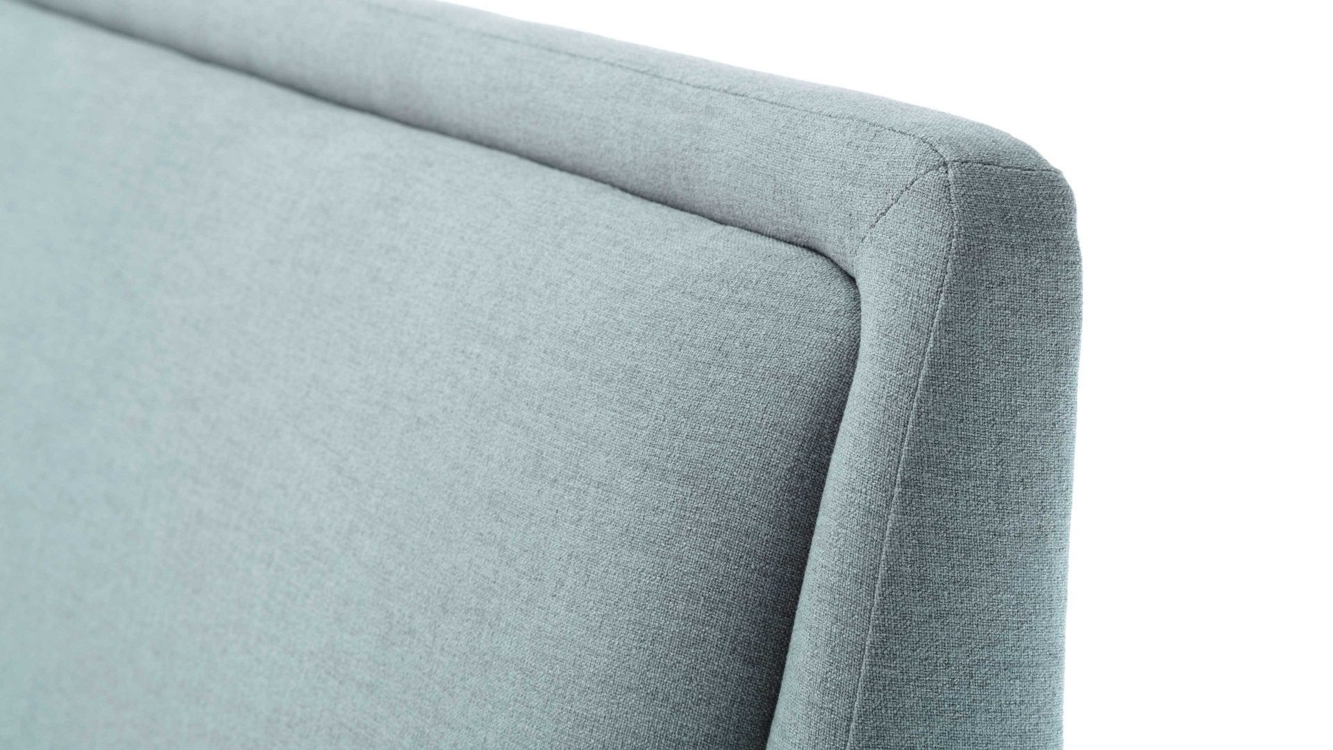 Bettgestell Meise.möbel aus Stoff in Blau Polsterbettgestell Frieda eisblauer Bezug Sawana 72 & schwarze Holzfüße - Liegefläche ca. 140 x 200 cm