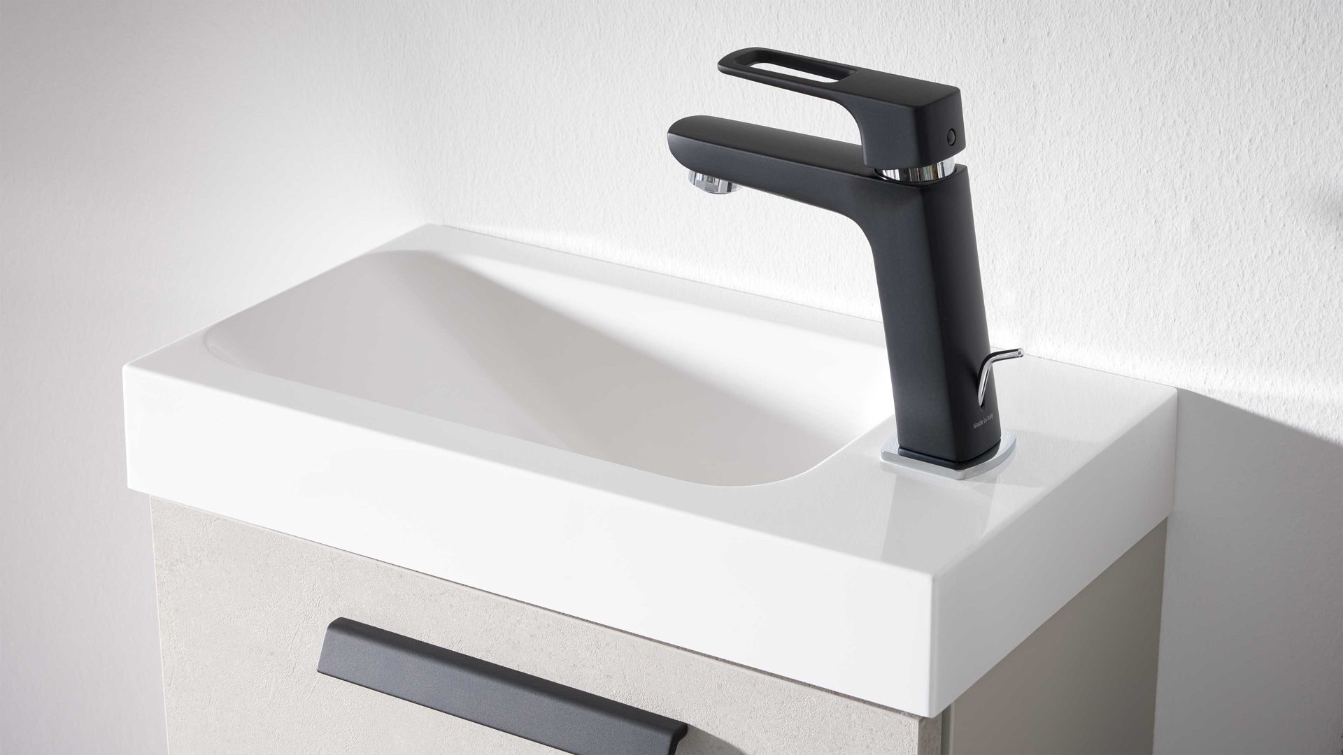 Badmöbel-Set Interliving aus Holz in Hellgrau Interliving Bad Serie 7842 - Gäste WC-Kombination mit Zubehör sandfarbener Beton - Sand, Breite ca. 40 cm