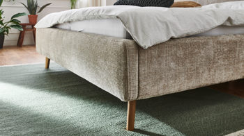 Bettgestell Meise.möbel aus Stoff in Beige Polsterbettgestell Mattis beigefarbener Chenille Bezug Yunus 3 & Holzfüße - Liegefläche ca. 180 x 200 cm