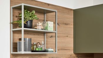 Einbauküche Interliving aus Holz in Grün Interliving Küche Serie 3074 - Hauswirtschaftsraumlösung Olive & Vulkaneiche – Stellfläche ca. 190 x 275 cm