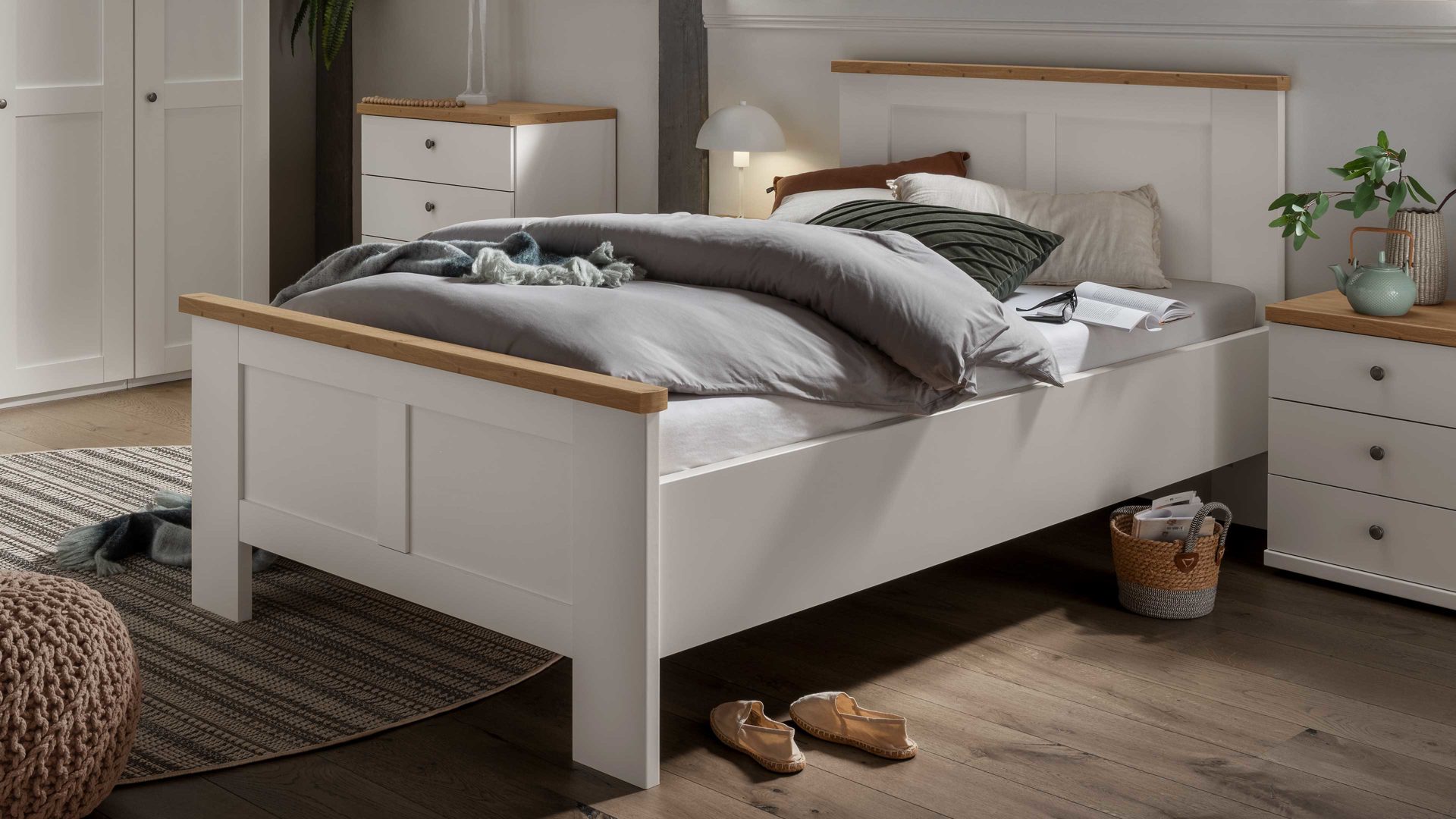 Bettgestell Wiemann | oeseder aus Holz in Weiß WIEMANN Schlafzimmerserie Marlow - Bettgestell Weiß & Bianco Eiche - Liegefläche ca. 100 x 200 cm