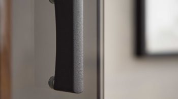 Hängeschrank Interliving aus Holz in Holzfarben Interliving Wohnzimmer Serie 2027 - Hängeschrank Asteiche - zwei Türen, Breite ca. 140 cm