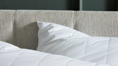 Kopfkissen Interliving aus Stoff in Weiß Interliving Kopfkissen Serie 9201 - 3-Kammerkissen gesteppter Baumwoll-Batist, ca. 1.000 g - ca. 80 x 80 cm