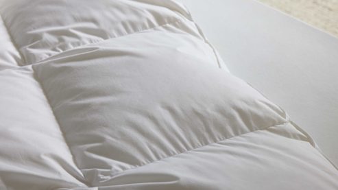 Daunendecke Interliving aus Stoff in Weiß Interliving Bettdecke Serie 9204 - Daunendecke als Winterbett warm, ca. 1.640 g Daunen - ca. 240 x 220 cm