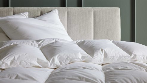 Daunendecke Interliving aus Stoff in Weiß Interliving Bettdecke Serie 9204 - Daunendecke als Winterbett warm, ca. 840 g Daunen - ca. 135 x 200 cm