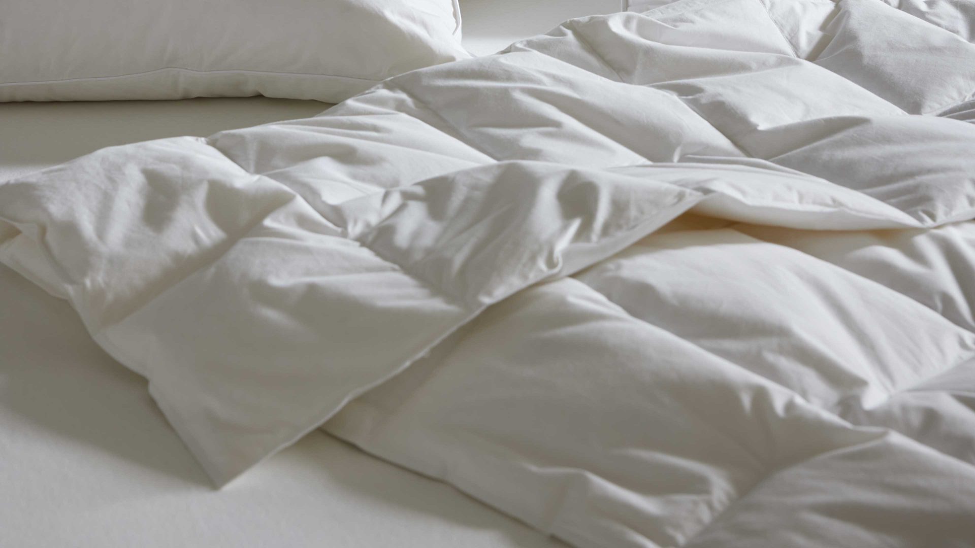 Daunendecke Interliving aus Stoff in Weiß Interliving Bettdecke Serie 9204 - Daunendecke als Sommerbett extraleicht, ca. 470 g Daunen - ca. 240 x 220 cm