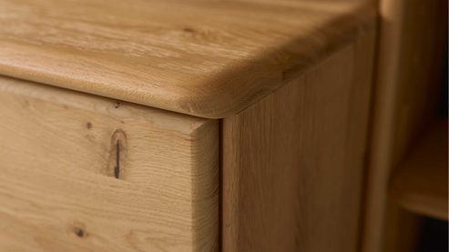 Vitrine Interliving aus Holz in Holzfarben Interliving Wohnzimmer Serie 2028 - Vitrine Wildeiche - zwei Türen, Breite ca. 62 cm