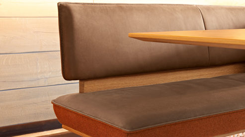 Eckbank Koinor aus Leder in Braun KOINOR Dining System - Eckbank muskatfarbenes Leder India & cognacfarbener Loden 39 - Stellfläche ca. 162 x 217 cm