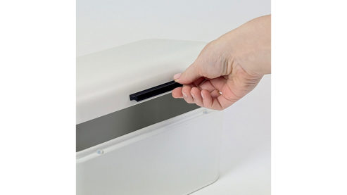 Brotkasten Kela | keck & lang aus Metall in Weiß kela Brotkasten Frisca weißes Metall  - ca.  43 x 23 cm