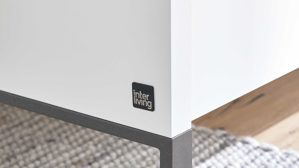 Bettgestell Interliving aus Holz in Weiß Interliving Schlafzimmer Serie 1033 – Bettgestell weißes Glas & Holz - Liegefläche ca. 180 x 200 cm