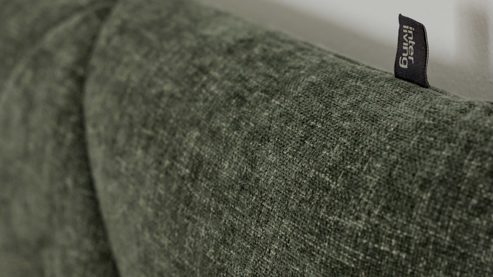 Boxspringbett Interliving aus Stoff in Grün Interliving Boxspringbett Serie 1420 moosgrüne Chenille Toni & schwarze Holzfüße - Liegefläche ca. 180 x 200 cm