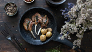 Bratpfanne Elo® aus Metall in Schwarz ELO® Schmorpfanne Siloncast Aluguss – Durchmesser ca. 24 cm