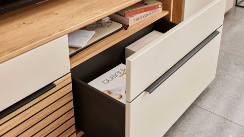 Wohnwand Interliving aus Holz in Beige Interliving Wohnzimmer Serie 2032 - Wohnwand EB31501 Sandbeige & Risseiche - Länge ca. 315 cm