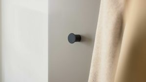 Garderoben-Set Interliving aus Holz in Hellgrau Interliving Garderobe Serie 6012 - Garderoben-Set graubeiger Mattlack - fünfteilig