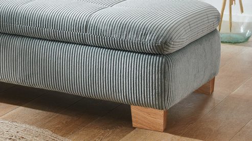 Polsterhocker Megapol aus Stoff in Hellblau Polsterprogramm VS-MP1028 - XXL-Hocker aquafarbener Cordbezug & Buchenholzfüße - ca. 135 x 63 cm