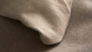 Bettwäsche-Set Interliving aus Stoff in Beige Interliving Bettwäsche Serie 9118 - Biberbettwäsche mit zwei Kopfkissenbezügen Creme & Cappuccino - ca. 80 x 80 cm und ca. 200 x 200 cm