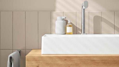 Badmöbel-Set Interliving aus Holz in Holzfarben Interliving Bad Serie 3725 – Badmöbel-Set mit Spiegel Eiche Sierra