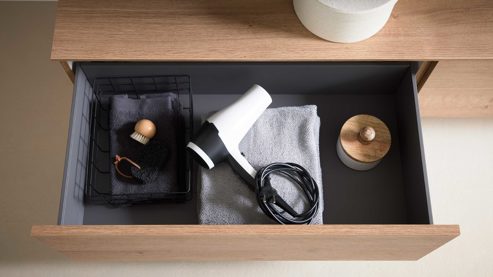 Badmöbel-Set Interliving aus Holz in Schwarz Interliving Bad Serie 3725 – Badmöbel-Set mit Extras Eiche Sierra & Marmor Venato Nero