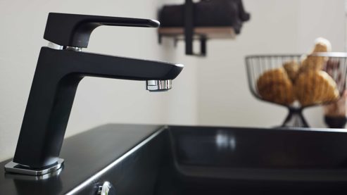 Badmöbel-Set Interliving aus Holz in Schwarz Interliving Bad Serie 7340 - Badmöbel-Set mit vielen Extras Mattschwarz & Vikings Oak